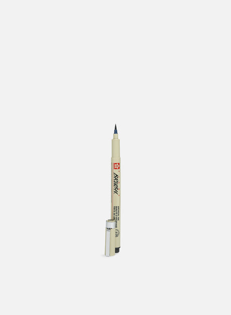 Sakura Pigma Brush. (Sakura Pigma Professional Brush MB)