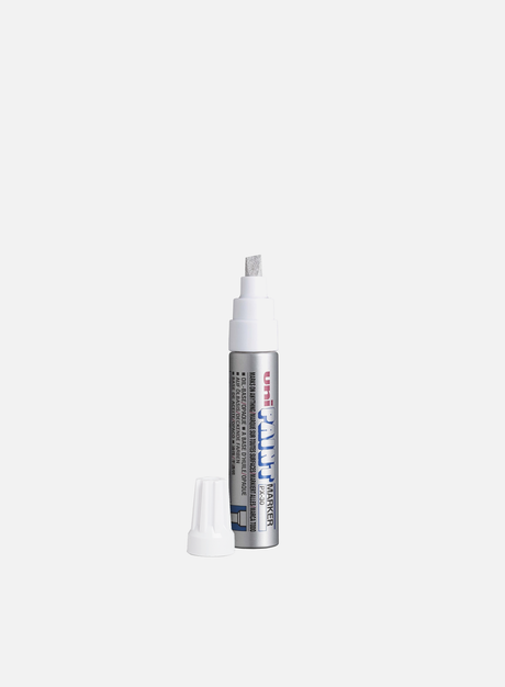 Uni Paint PX 30 Silver. (Uni Paint Markers: durable, glossy, and weather-resistant)